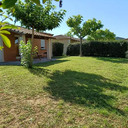 Hotel Domaine Des Garrigues à Grospierres Extérieur photo