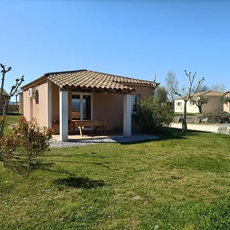 Hotel Domaine Des Garrigues à Grospierres Extérieur photo